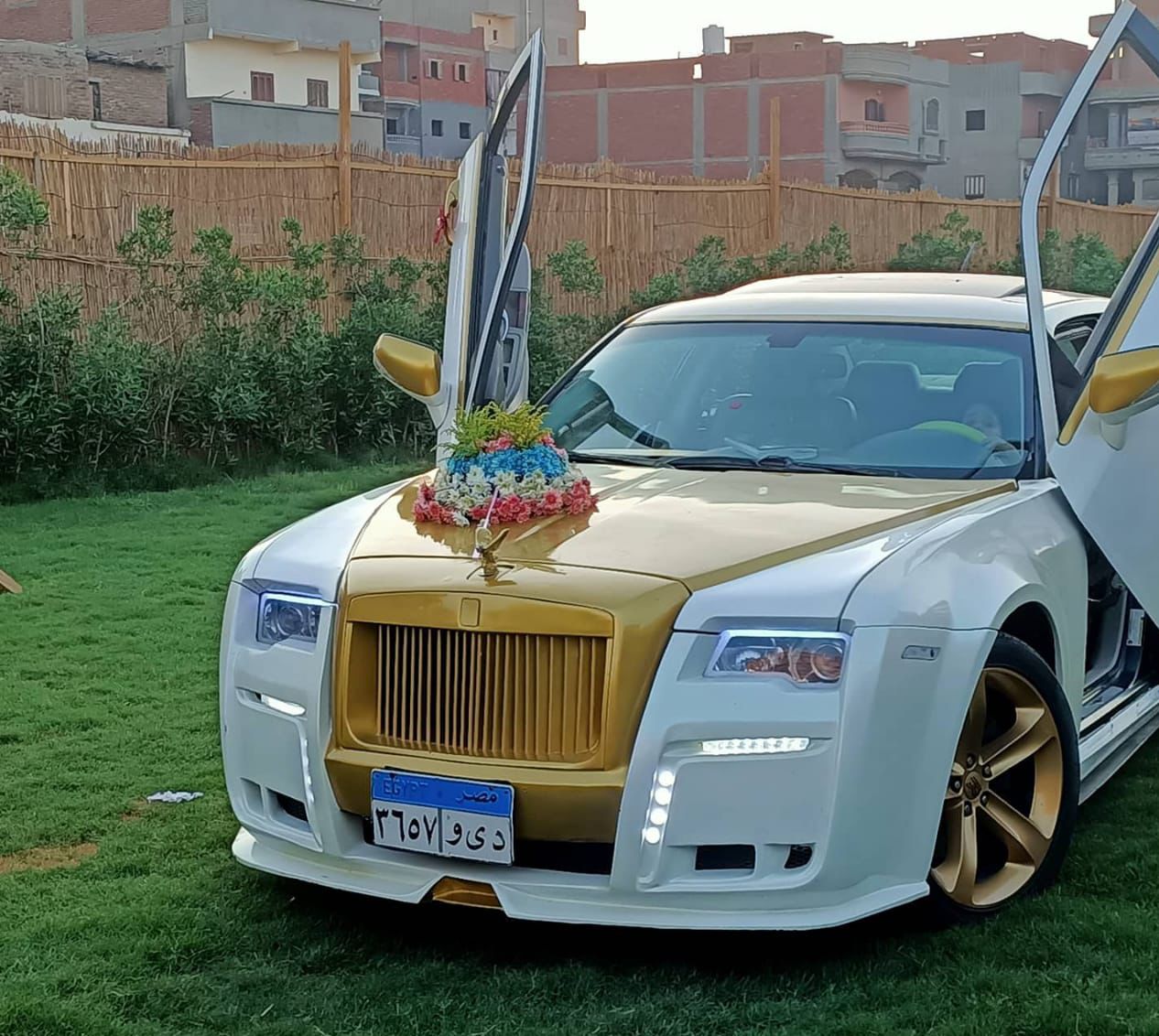 سيارات زفاف