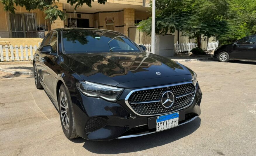 مرسيدس اى كلاس 200 موديل ٢٠٢٥ و٢٠٢٣ و٢٠٢٠